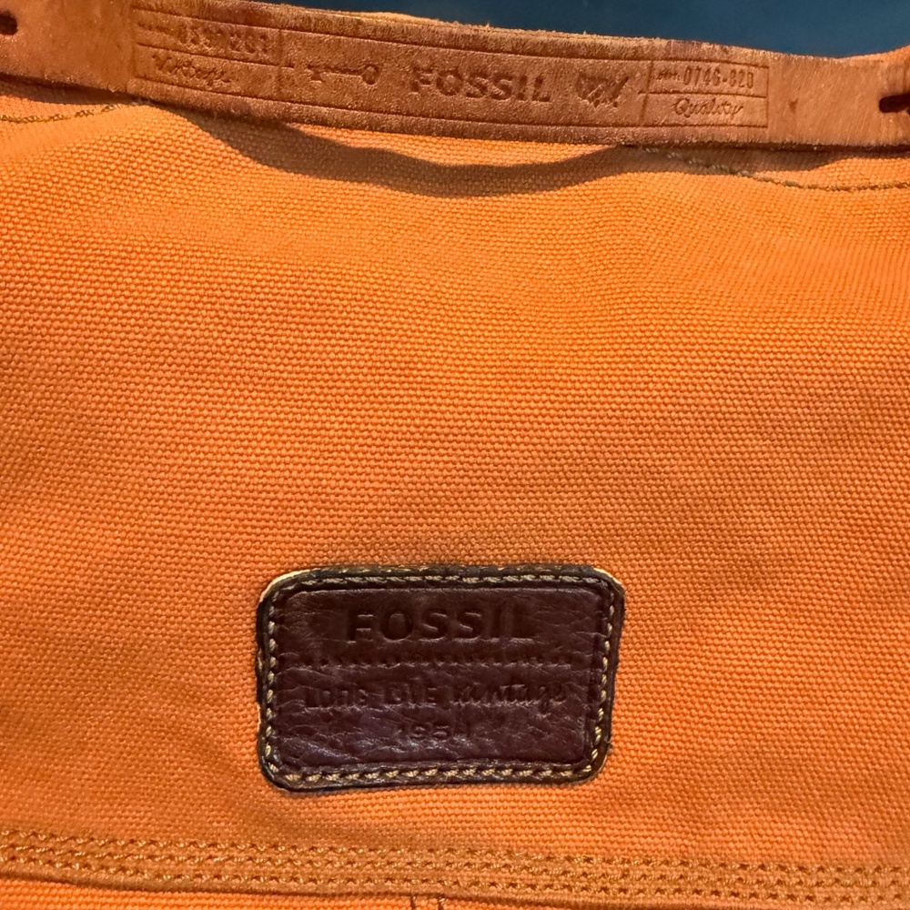 Vintage Fossil Crossbody Bag - Picture 4 of 6